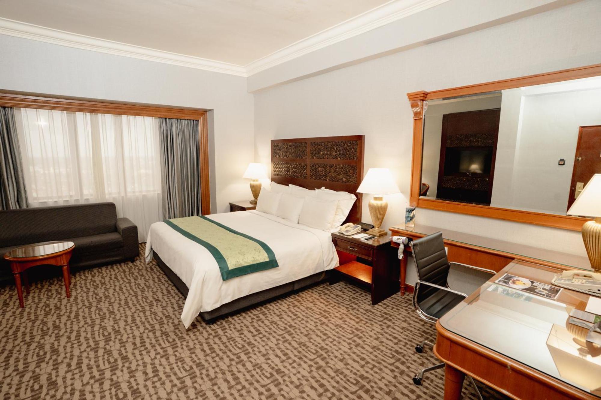 Renai Hotel Kota Bharu Buitenkant foto